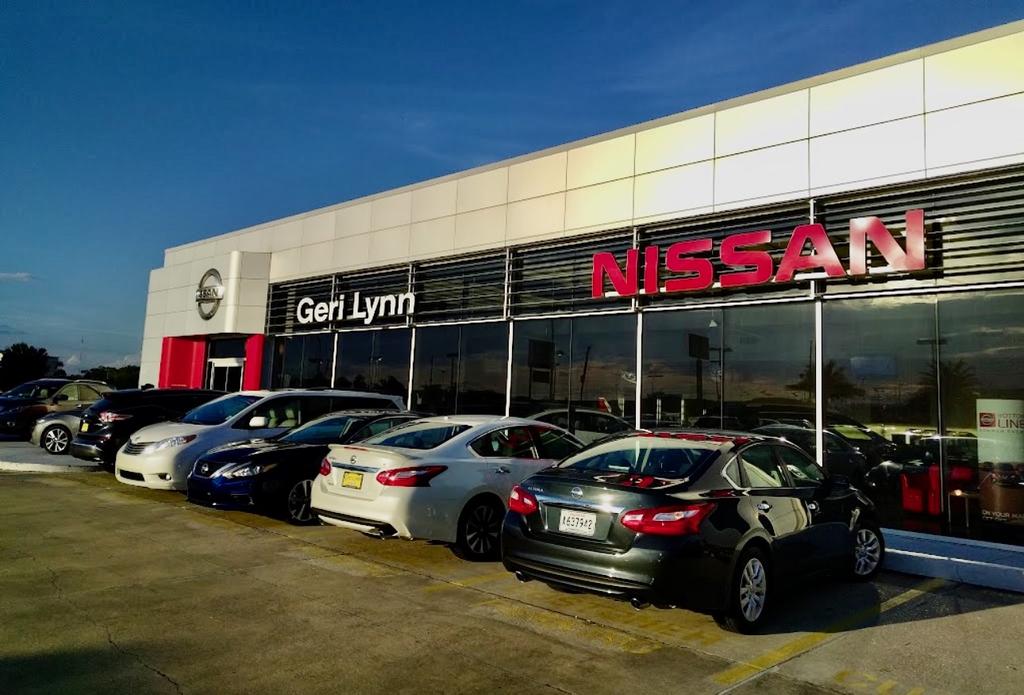 Dealership gallery photo 2